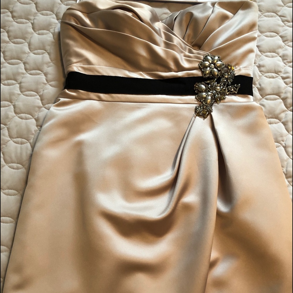 LOVE by Enzoani Bridesmaid dress - Picture 2 of 6